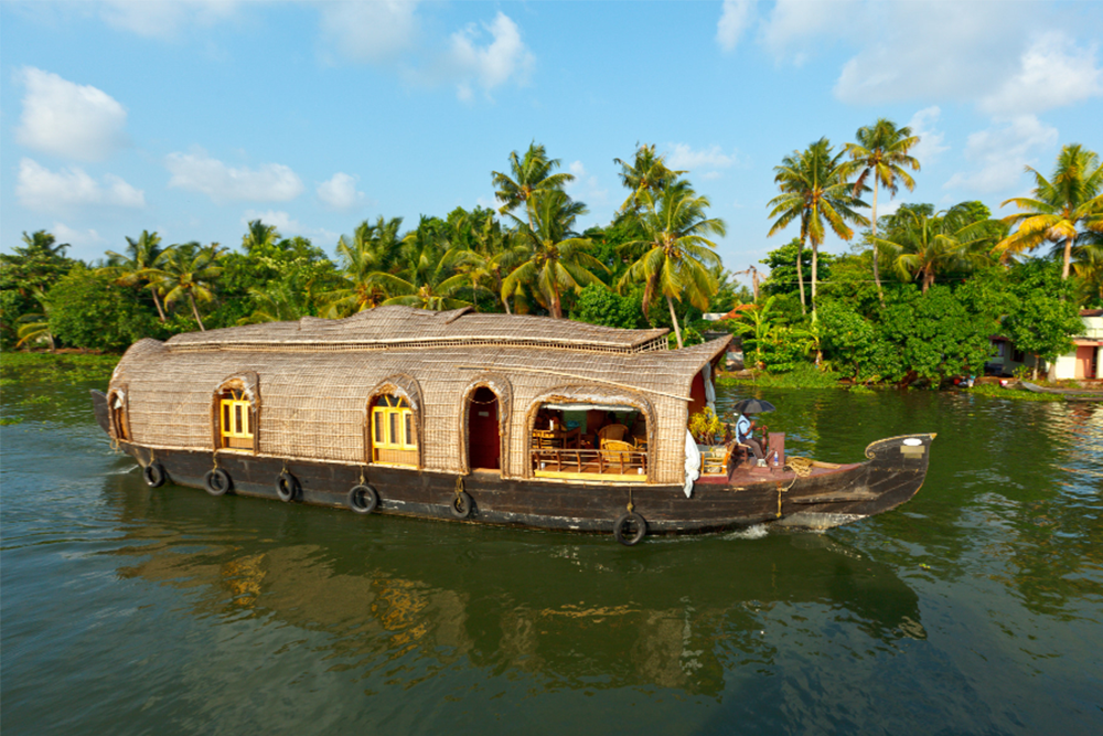 best deal for backwater houseboats in kerala
